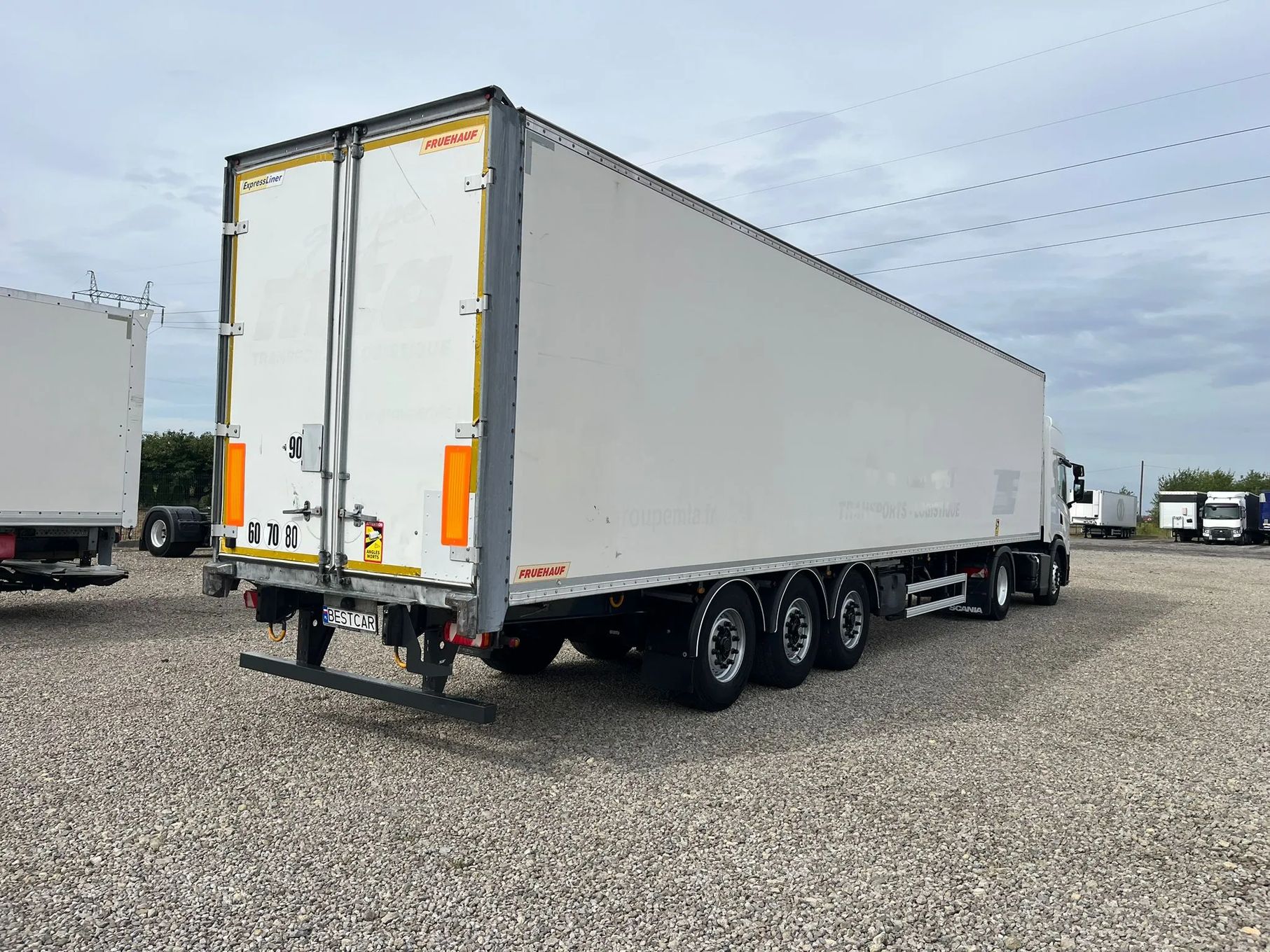 Fruehauf FURGON / IZOTERMA / BOX / 2018 / Import Francja
