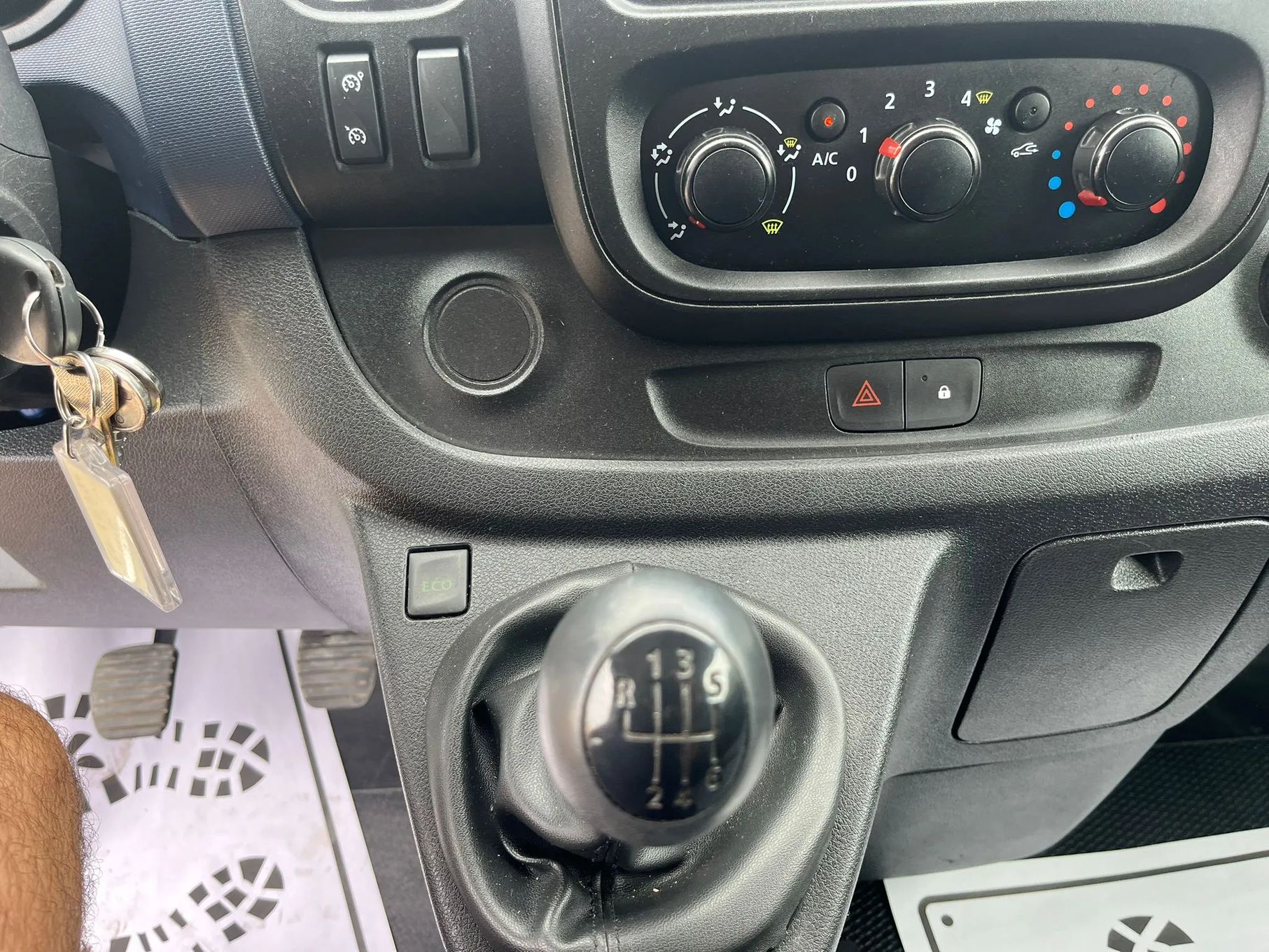 Opel VIVARO / 2019 / Import Francja