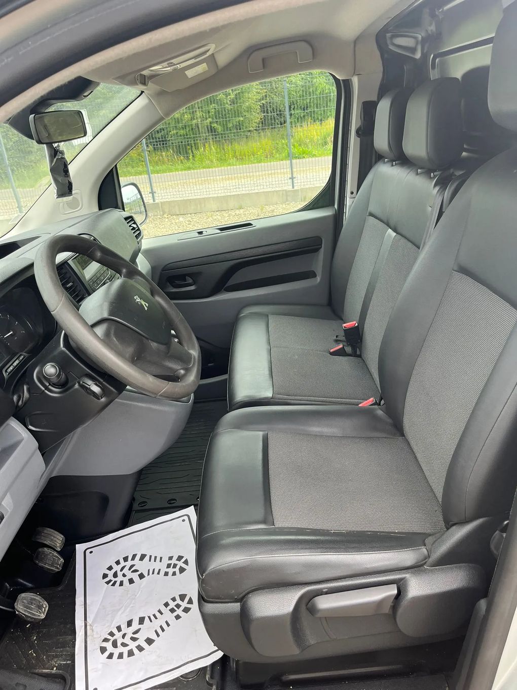 Peugeot EXPERT / Euro 6 / 2018 / Import Francja