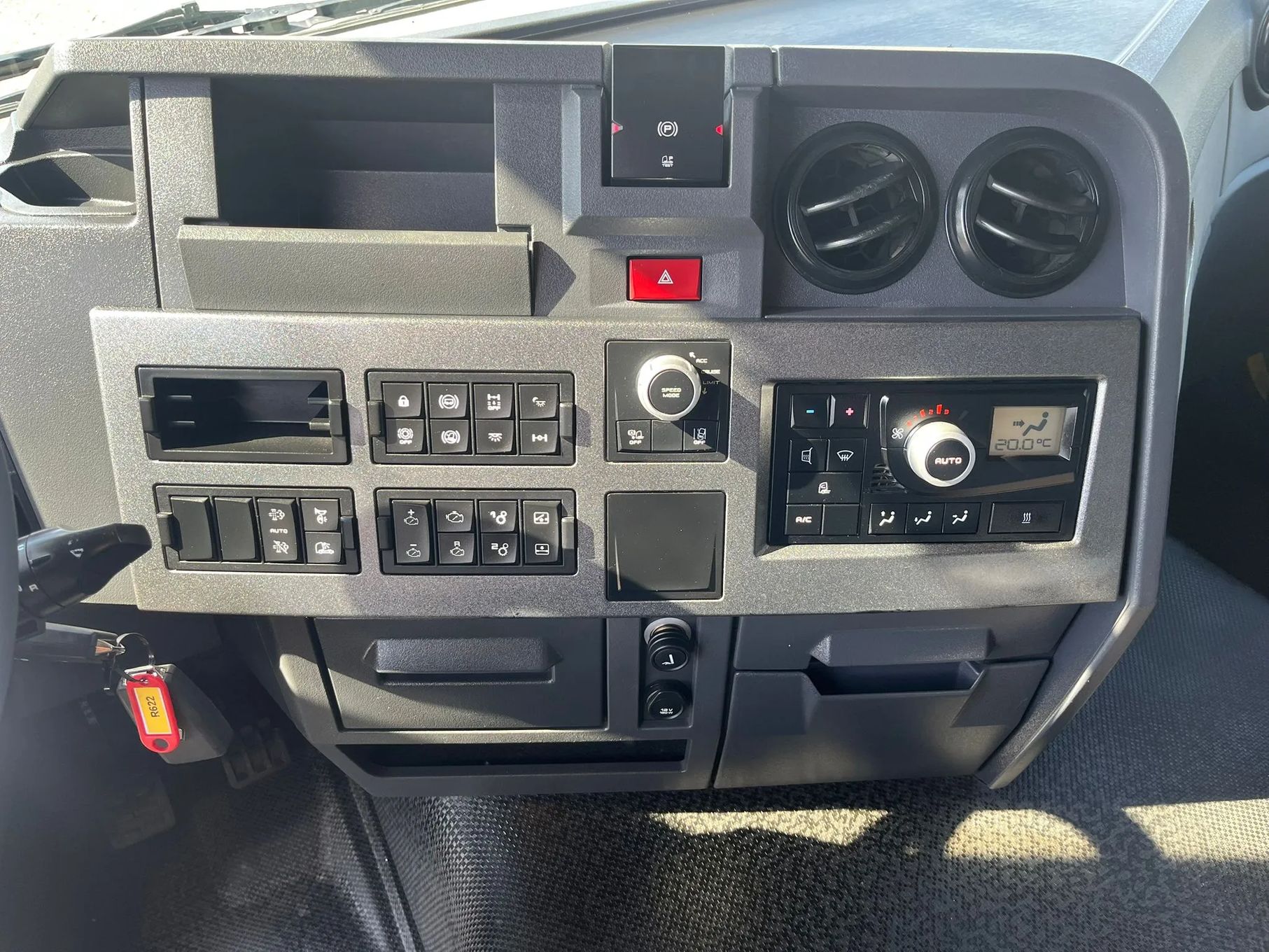 Renault T440 / silnik 13L / Automat + Retarder/ ADR / Import Francja / Super Stan