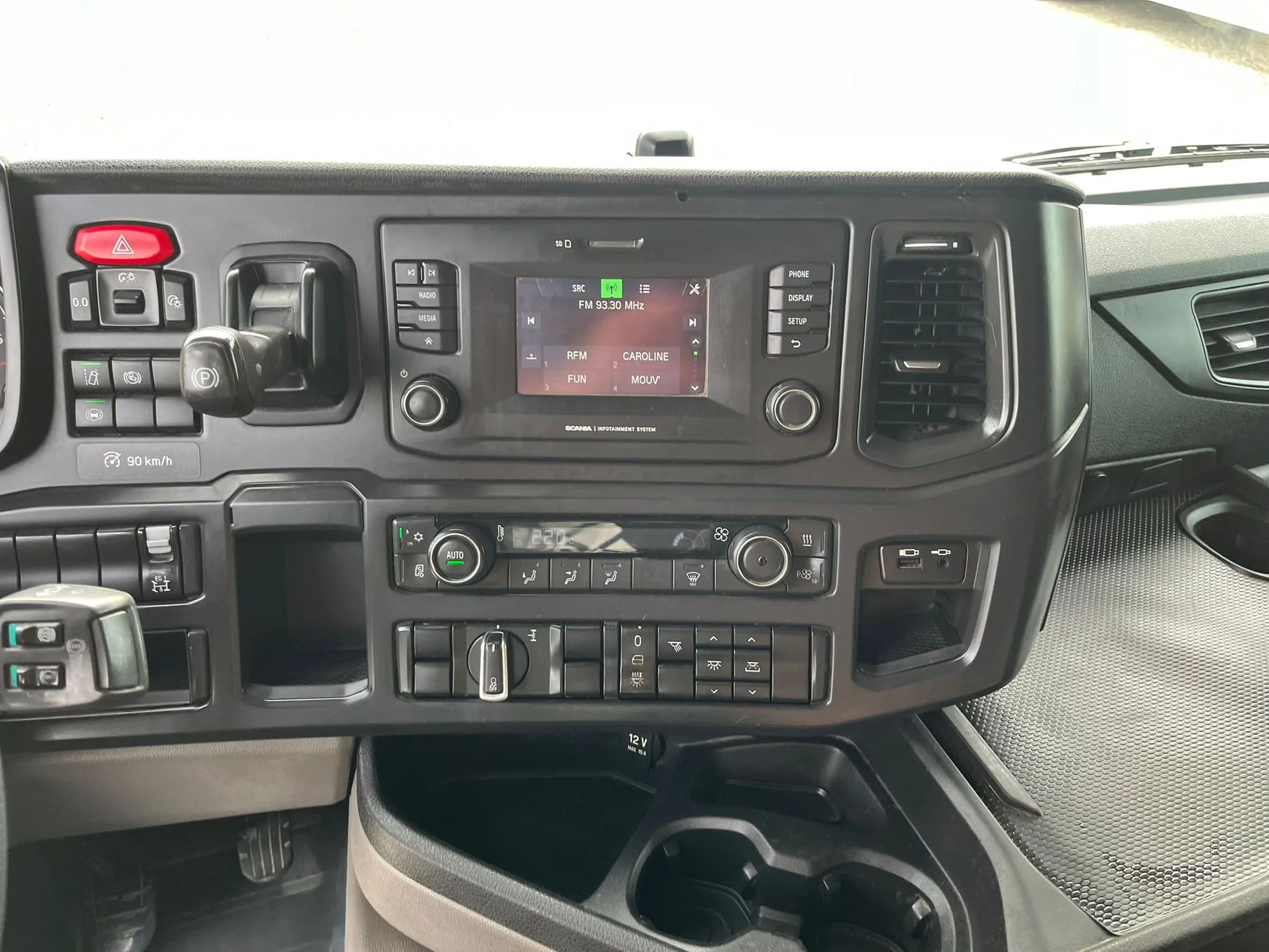 Scania G410 NG /NISKA WAGA / PTO / 4 poduszki TYŁ /Import z FRANCJI