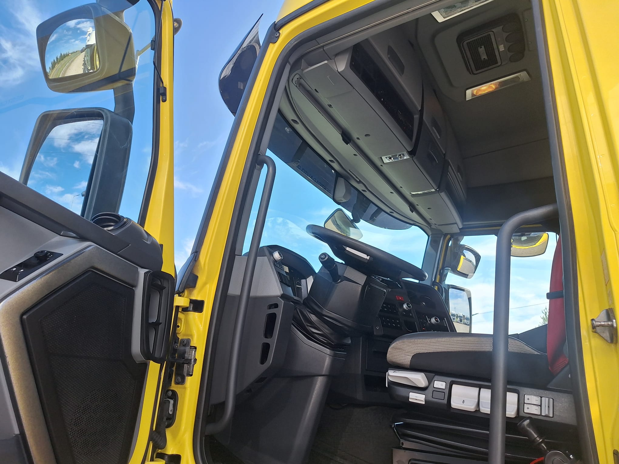 Renault T440 / silnik 13L / Automat + Retarder/ HYDRAULIKA / ADR / Import Francja KOPIA KOPIA KOPIA